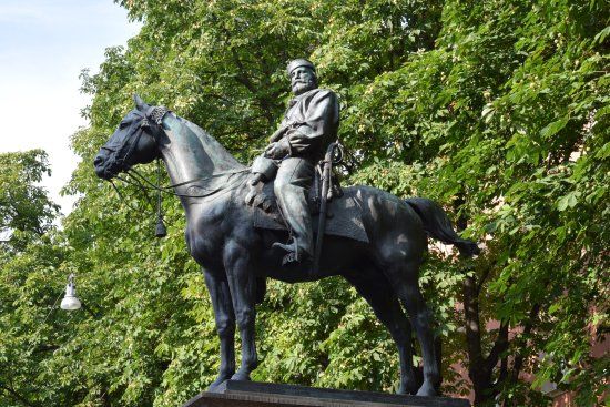 Monument to Giuseppe Garibaldi
