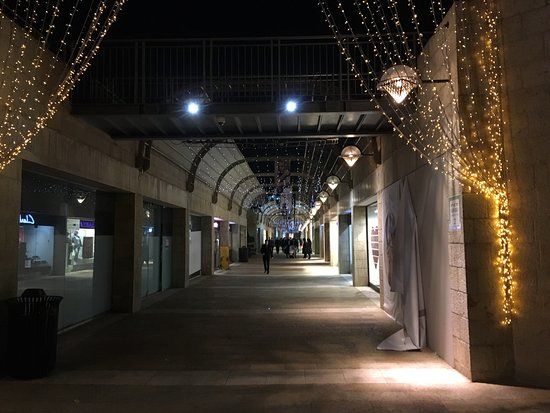 Mamillan ulkoilmaostoskeskus