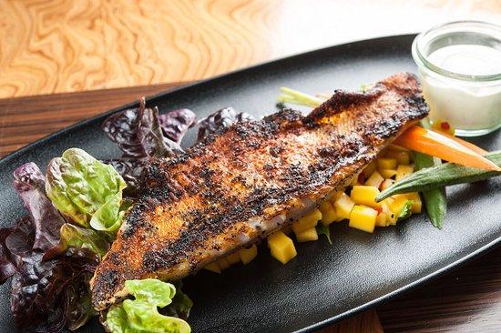 Mack Bar-B-Que BeachClub