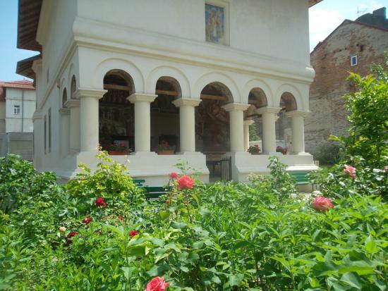 Bucharest Russian Church