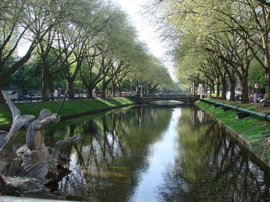 Königsallee-ostoskatu