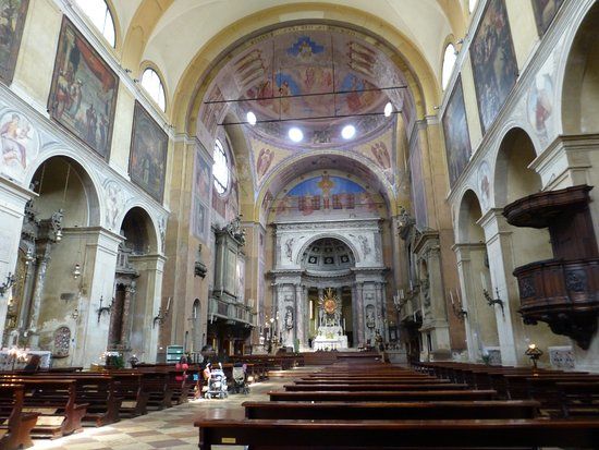 Basilica e Scoletta di S Maria del Carmine