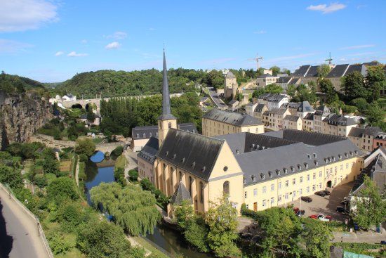 Neumünsterin luostari