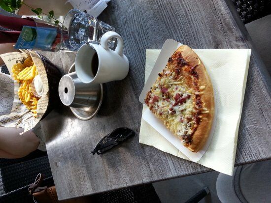 Bar Cafe Hemingway's